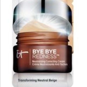 🛍3 for $15 ByeBye Redness Sample